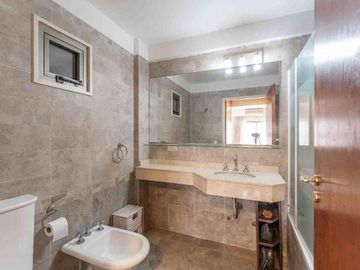 VENTA PISO 4 AMB DEPENDENCIA COCHERA CABALLITO