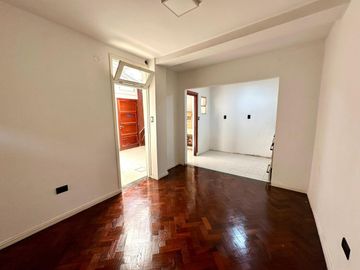 VENTA PH DOS AMBIENTES - PLANTA BAJA - LUMINOSO