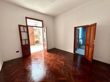 VENTA PH DOS AMBIENTES - PLANTA BAJA - LUMINOSO