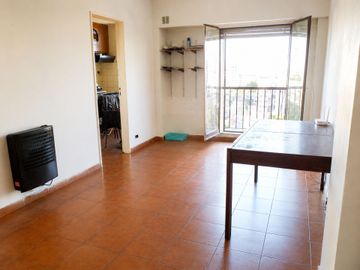 VENTA DEPARTAMENTO 2 AMB A MTS CENTRO AVELLANEDA!!