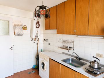 VENTA DEPARTAMENTO 2 AMB A MTS CENTRO AVELLANEDA!!