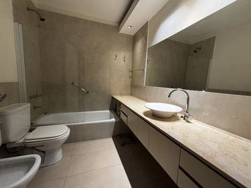VENTA DE GALPON Y CASA EN VILLA SARMIENTO R MEJIA