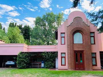 CASA 4 AMB BARRIO SEMI CERRADO SIN EXPENSAS
