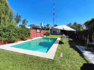 Casa Venta c/Piscina Barrio Villa Riachuelo CABA