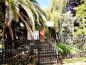 Venta Casa con Parque 5 ambientes Villa Luzuriaga
