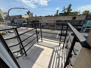 VENTA DEPTO 2 AMB AMPLIO - LINIERS-