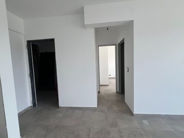 VENTA DEPTO 2 AMB CON BALCON Y COCHERA - CASEROS