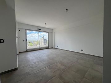 VENTA DEPTO 2 AMB CON BALCON Y COCHERA - CASEROS