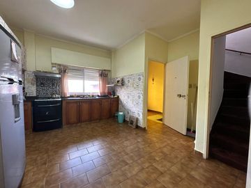 VENTA DE CASA 4 AMB PILETA PARQUE VILLA BALLESTER