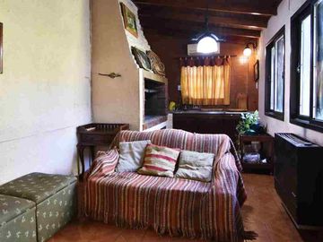 VENTA CASA AMERICANA 4 AMBS ITUZAINGO NORTE