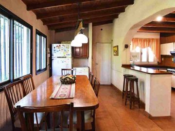VENTA CASA AMERICANA 4 AMBS ITUZAINGO NORTE