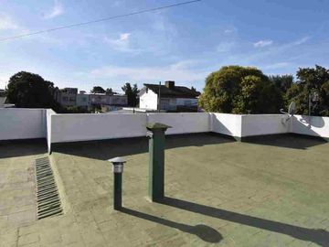 VENTA CASA AMERICANA 4 AMBS ITUZAINGO NORTE