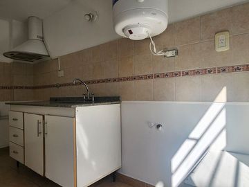VENTA DEPTO 2 AMBIENTES CASTELAR APTO CREDITO