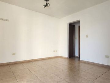 VENTA DEPTO 2 AMBIENTES CASTELAR APTO CREDITO