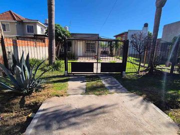 VENTA DE CASA EN PILAR