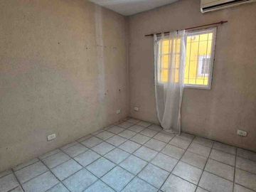 VENTA DE CASA EN PILAR