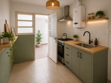 VENTA - CASA 4 AMBIENTES CON JARDÍN - CAMPANA