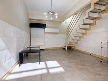 DEPARTAMENTO DÚPLEX EN VENTA FLORES 2 AMBIENTES