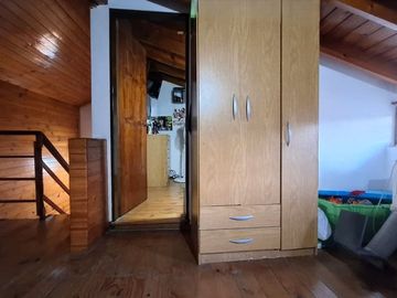 Casa 4 amb | Fondo libre y pileta. Lote de 414m2