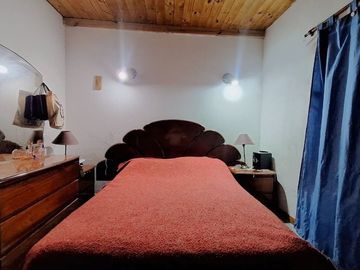 Casa 4 amb | Fondo libre y pileta. Lote de 414m2