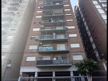 VENTA DE DPTO 2 AMB EXCELENTE UBICACION