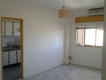 VENTA DE DPTO 2 AMB EXCELENTE UBICACION