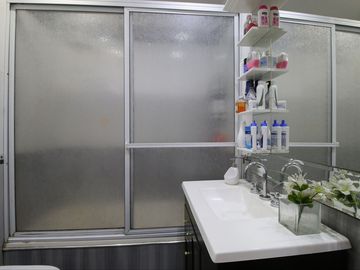 ACEPTA VH: CASA 3 AMB + PATIO+QUINCHO+PLAYROOM+TER