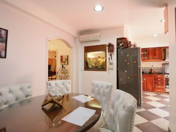 ACEPTA VH: CASA 3 AMB + PATIO+QUINCHO+PLAYROOM+TER