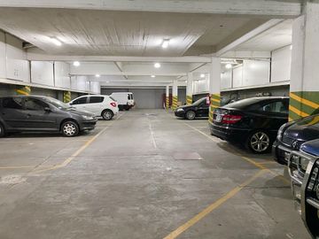 OPORTUNIDAD! VENTA DPTO.2AMB. C/COCHERA-BAULERA!