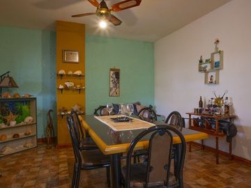 Venta dos casas en una  con local comercial