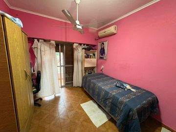 CASA 5 AMBIENTES VENTA SAN JUSTO VILLA LUZURIAGA