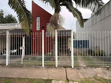 CASA 5 AMBIENTES VENTA SAN JUSTO VILLA LUZURIAGA