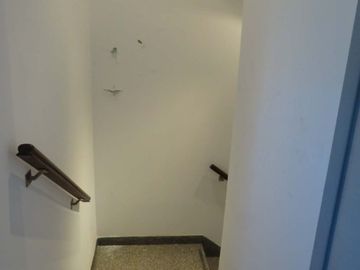 ALQUILER – DEPÓSITO - GALPÓN + OFICINAS Y VIVIENDA