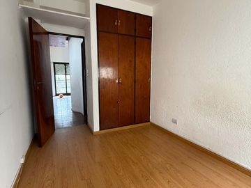 VENTA CIUDAD JARDIN DEPTO 2AMB + PLAYROOM PERMUTA