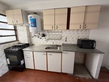 VENTA CIUDAD JARDIN DEPTO 2AMB + PLAYROOM PERMUTA