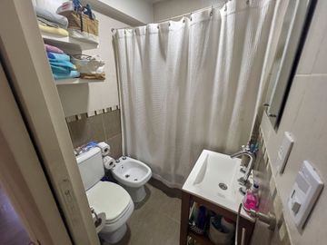 Venta Departamento 3 ambientes con cochera.