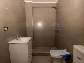 VENTA DEPTO 2 AMB CASEROS BALCON ESTRENAR FINANCIA