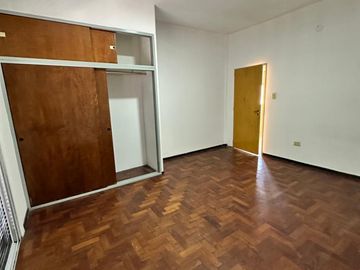 ALQUILER - VILLA MADERO - DEPARTAMENTO 3 AMBIENTES - CON PATIO - SIN EXPENSAS