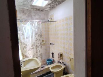 CASA EN VENTA EN ACEVEDO CON PATIO