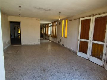 CASA EN VENTA EN ACEVEDO CON PATIO