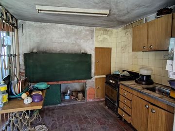CASA EN VENTA EN ACEVEDO CON PATIO