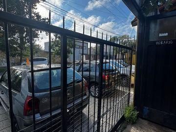 Galpón 12m frente 35m fondo con vivienda Boulogne