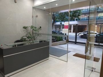 VENTA MODERNO y EXCELENTE 2 AMB- EDIF. CATEGORIA