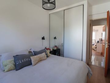 3 Amb. V. Bosch c/coch. y balcón LUZ Apto Crédito