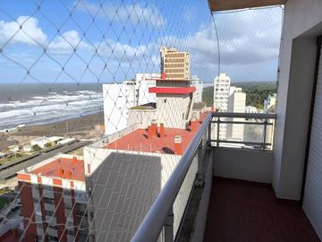 Venta Departamento 2 ambientes c/balcón zona playa