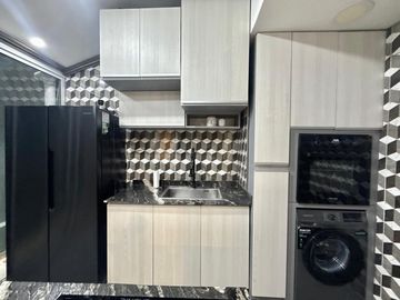 VENTA DPTO 2 AMB RECICLADO Y EQUIPADO PLAZA COLON