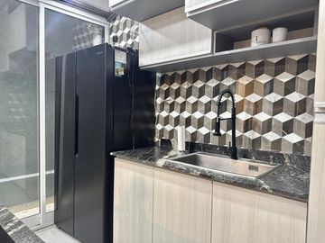 VENTA DPTO 2 AMB RECICLADO Y EQUIPADO PLAZA COLON