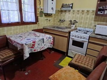VENTA CASA 3 AMB + DPTO 2 AMB Y PARQUE, FARO NORTE