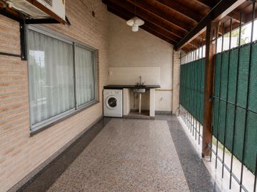 ALQUILER COMERCIAL/RESIDENCIAL SAN JUSTO CENTRO
