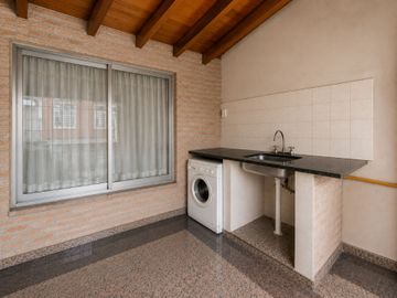 ALQUILER COMERCIAL/RESIDENCIAL SAN JUSTO CENTRO